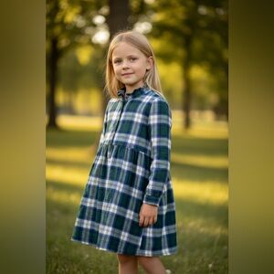 GAP Blue and Green Plaid Flannel Girls Kids Dress size 6-7 casual Christmas